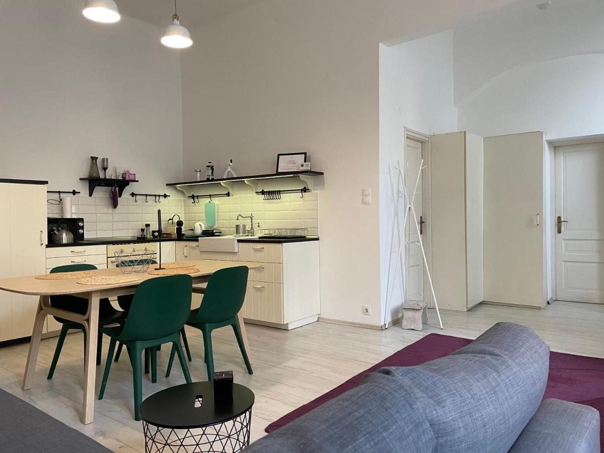 Palace District Apartment بودابست المظهر الخارجي الصورة